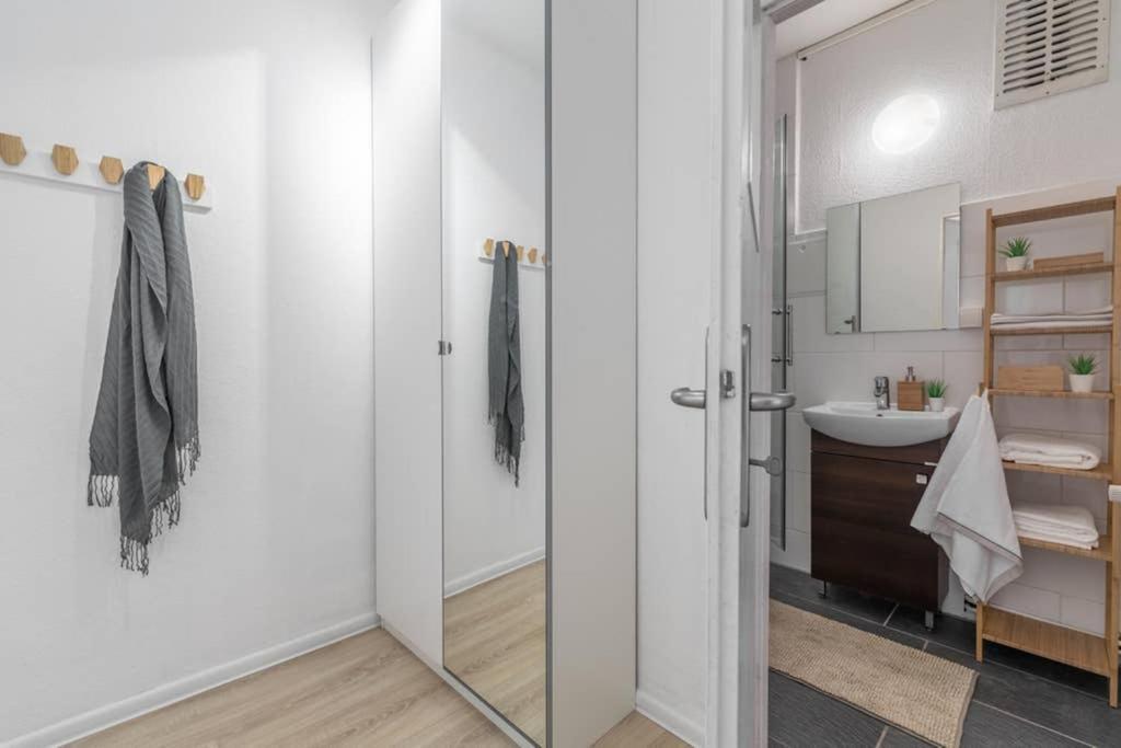 Sauber Und Modern, Netflix, Wifi, Leipzig Flair, Kueche Apartment Exterior photo